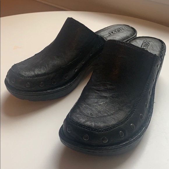 Born Clogs - Picture 2 of 9